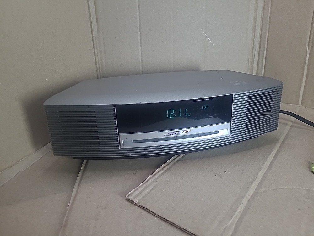 bose wave music system Cd Am/fm Alarm Clock READ DISCRIPTION