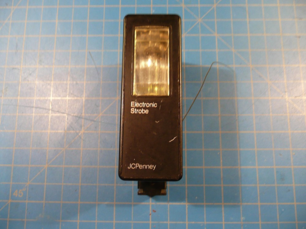 JCPENNEY AUTOMATIC ELECTRONIC STROBE FLASH TESTED & WORKING
