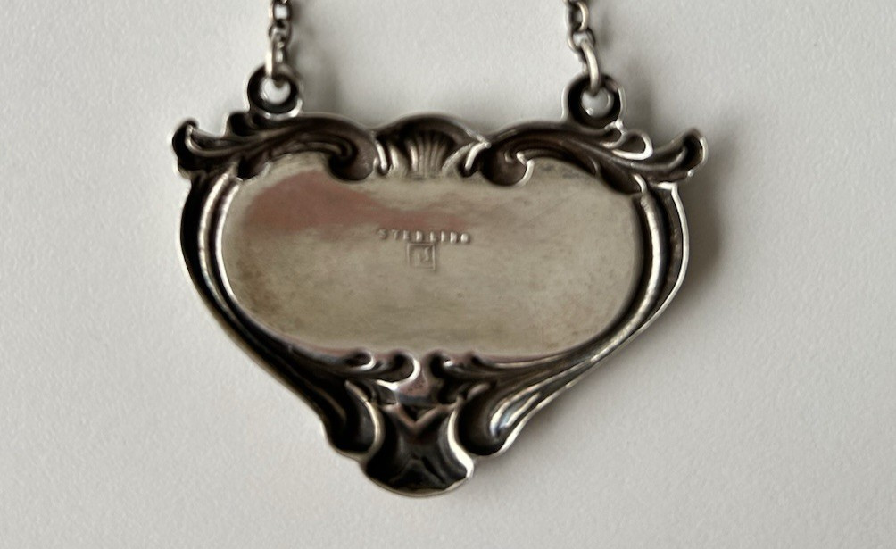 Judaica Ornate Sterling Silver Shabbat Wine Bottle Hanging Tag Decanter Label