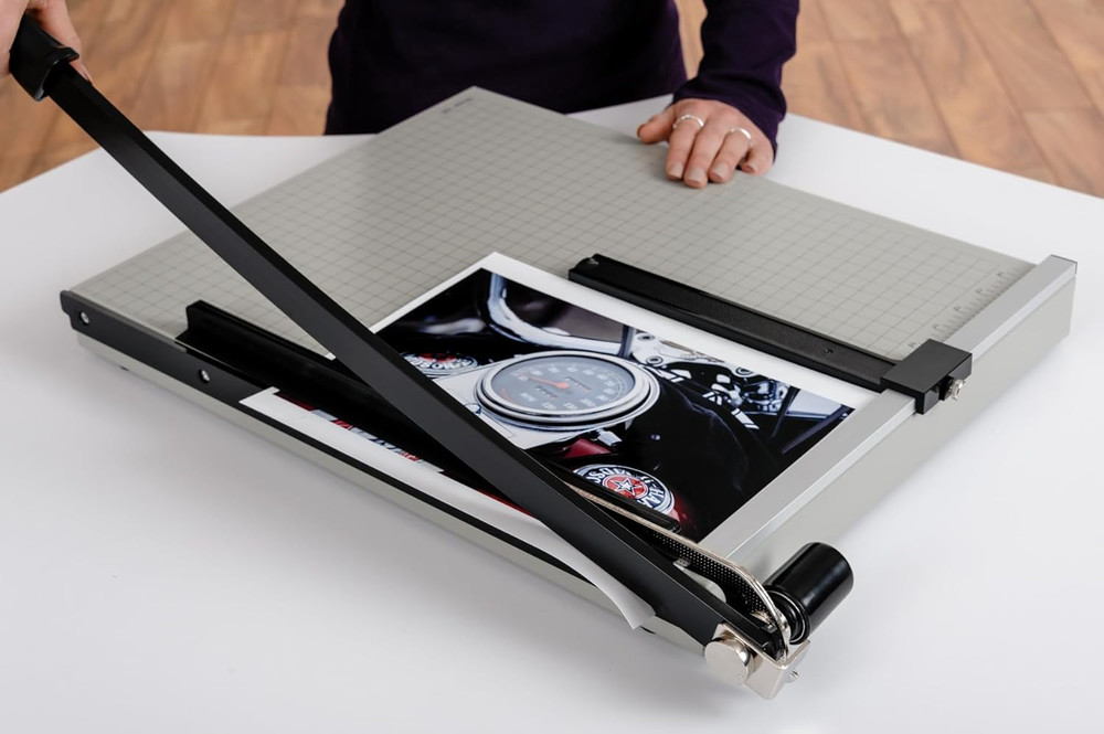 Vantage 18E Paper Trimmer, 18" Cut Length, 15 Sheet, Automatic Clamp, Adjustable
