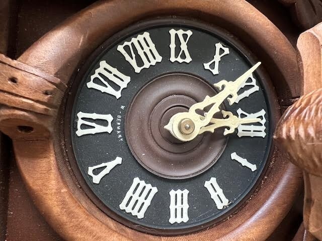 20th Century Carved Black Forest Cuckoo Clock | Hunter Style