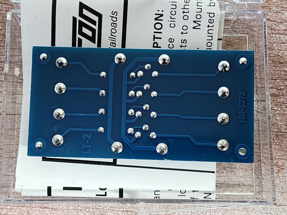 Circuitron 800-5272 -- LT-2 Positive Logic Translator Interface Circuit