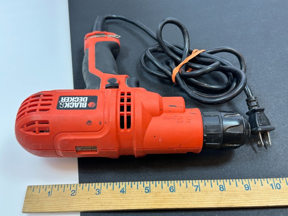 Black & Decker DR260C 3/8in. Corded Drill - Tested and Working
