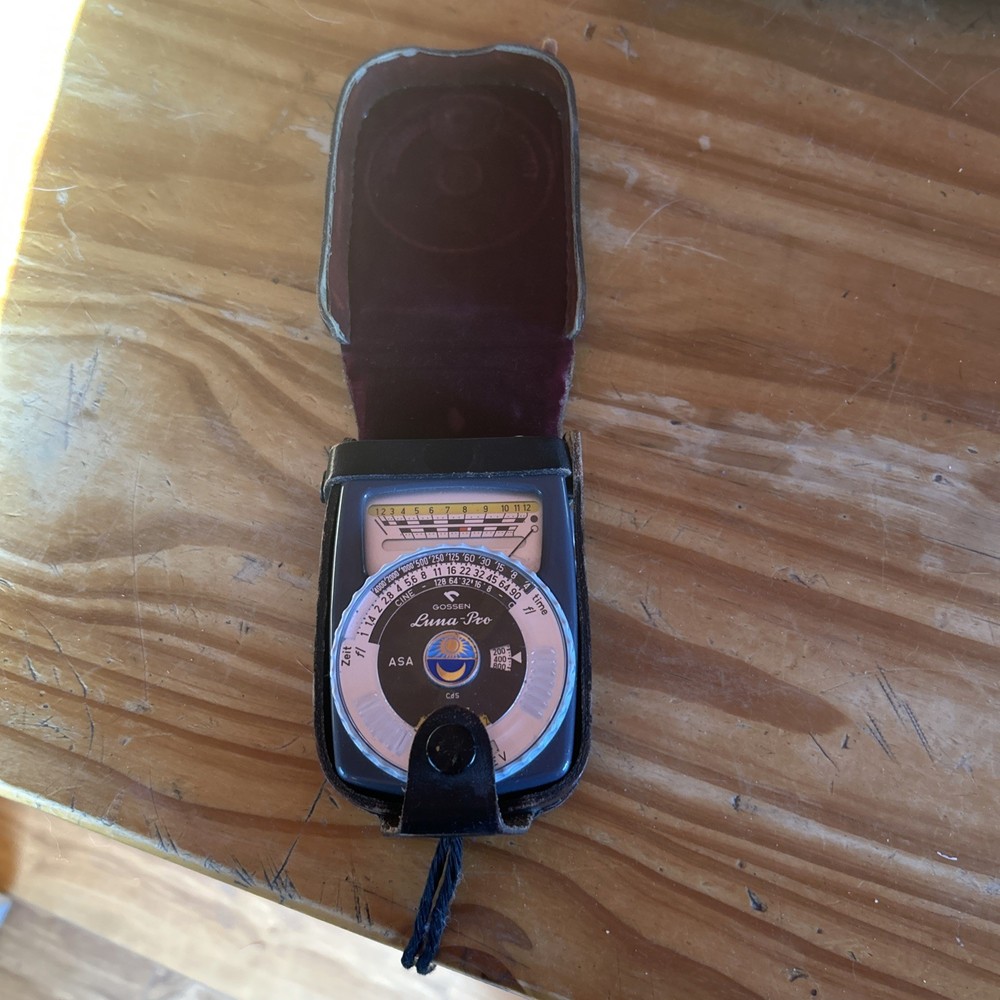 Gossen Luna-Pro Cds Light Meter with Case  Cleaned And Calibrated
