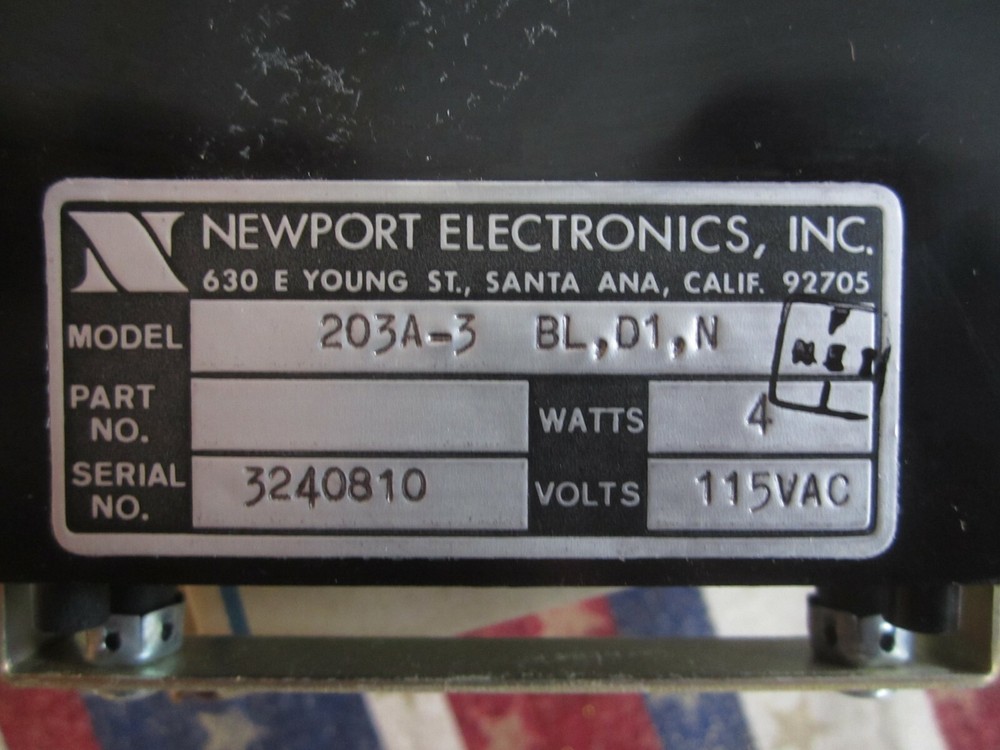 ** NEW ** NEWPORT 203A-3 DIGITAL PANEL METER