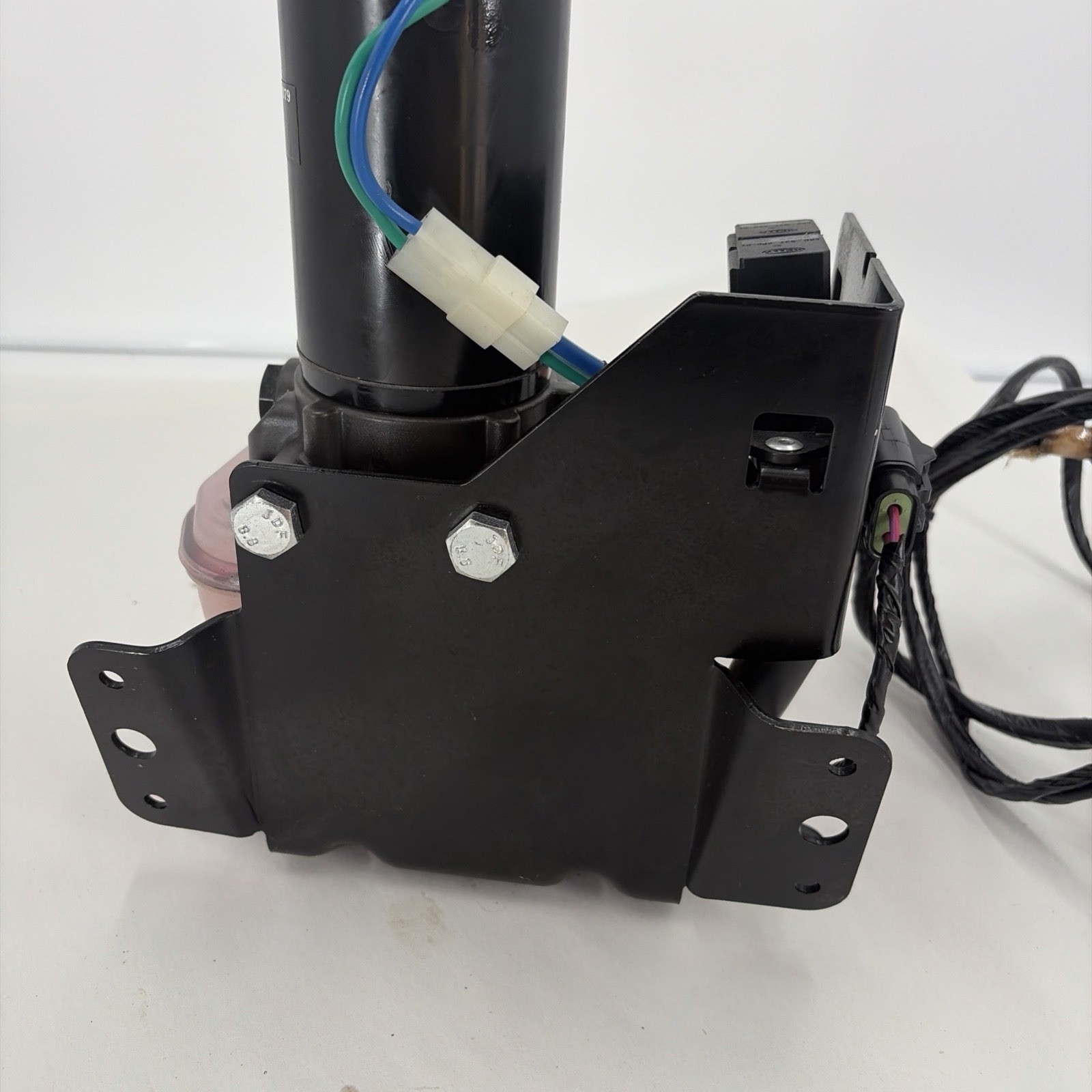 02 Volvo Penta SX M SX-M Out Drive Outdrive trim tilt lift hydraulic pump