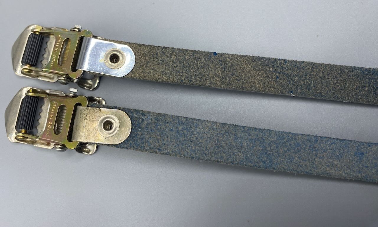 New ALFREDO BINDA Toe Straps One Pair Dark Blue