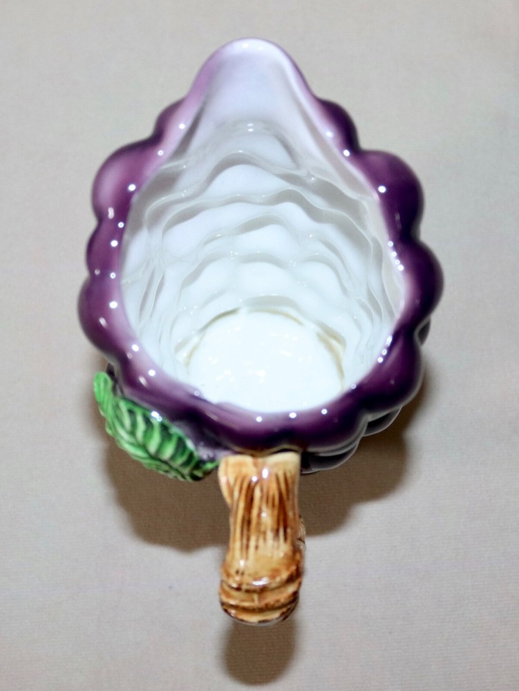 Lefton Grape Cluster Handled Pitcher #641 Red Foil Sticker 1953 - 1971