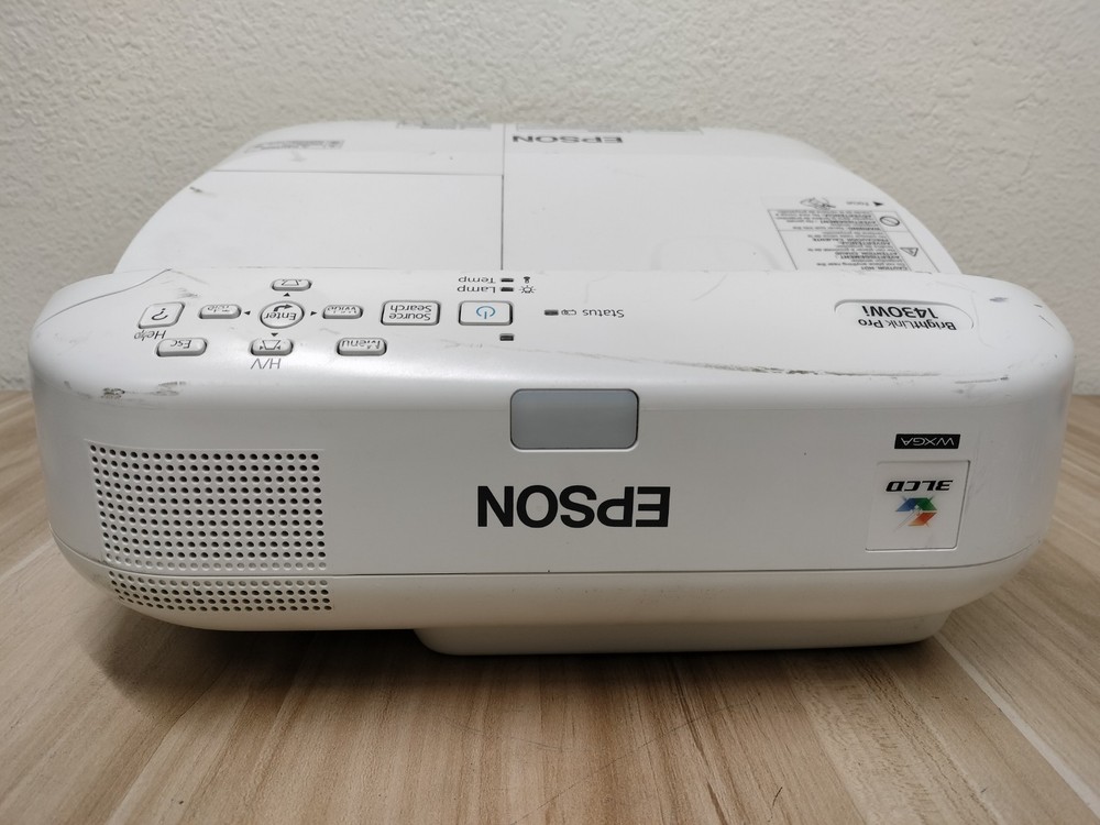 Epson BrightLink Pro 1430Wi Projector 3LCD Model : H665A