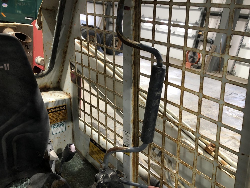 Takeuchi TL126 EQUIP LAP/SAFETY BAR - Used