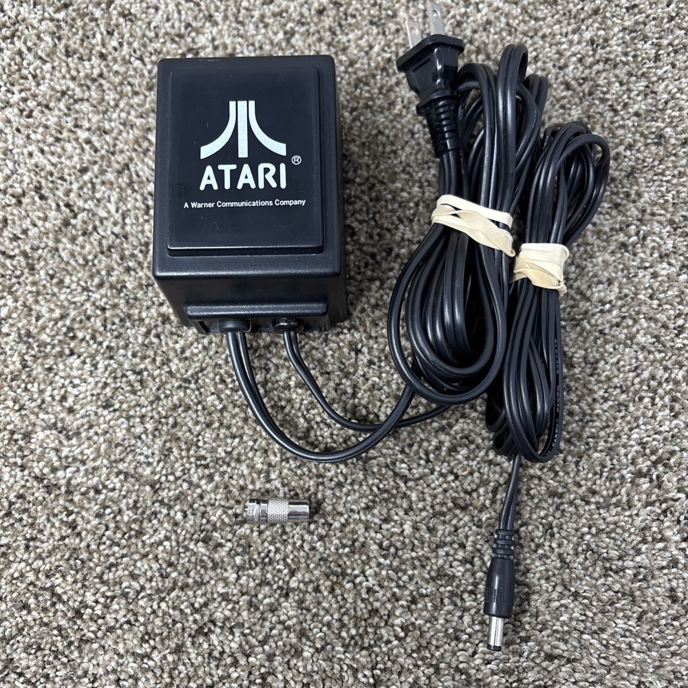 Atari 400 Computer System console with Power Supply TESTED and Working