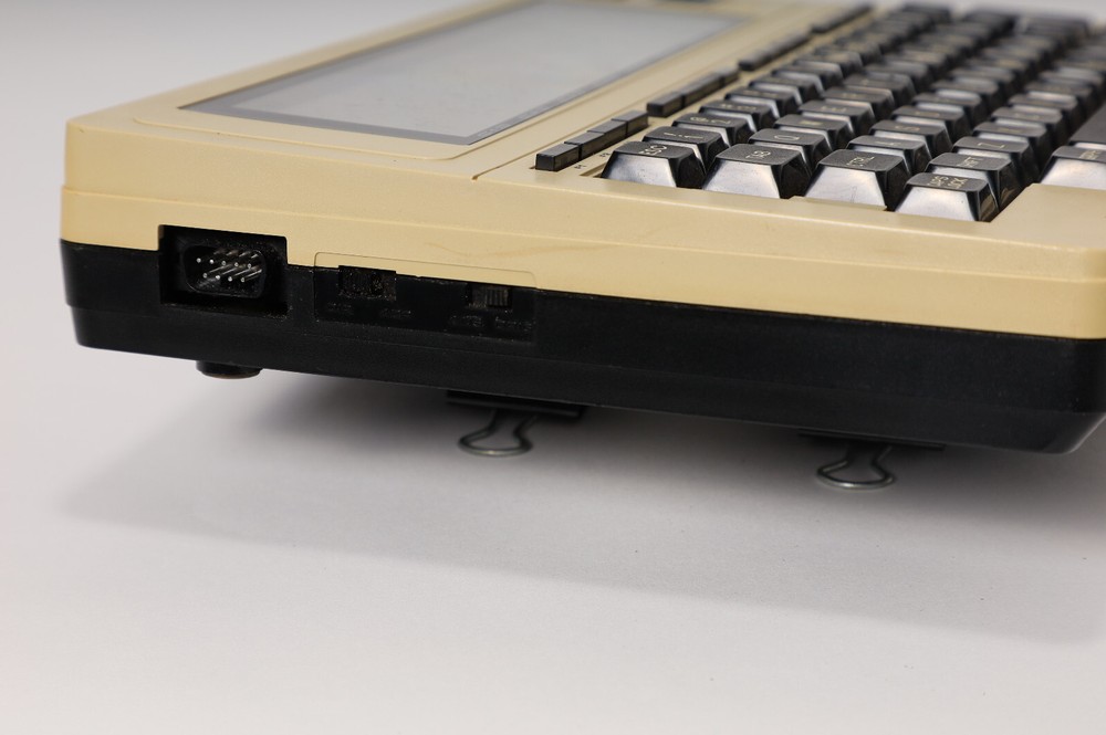 Radio Shack TRS-80 Model 100 Portable Computer - Working!