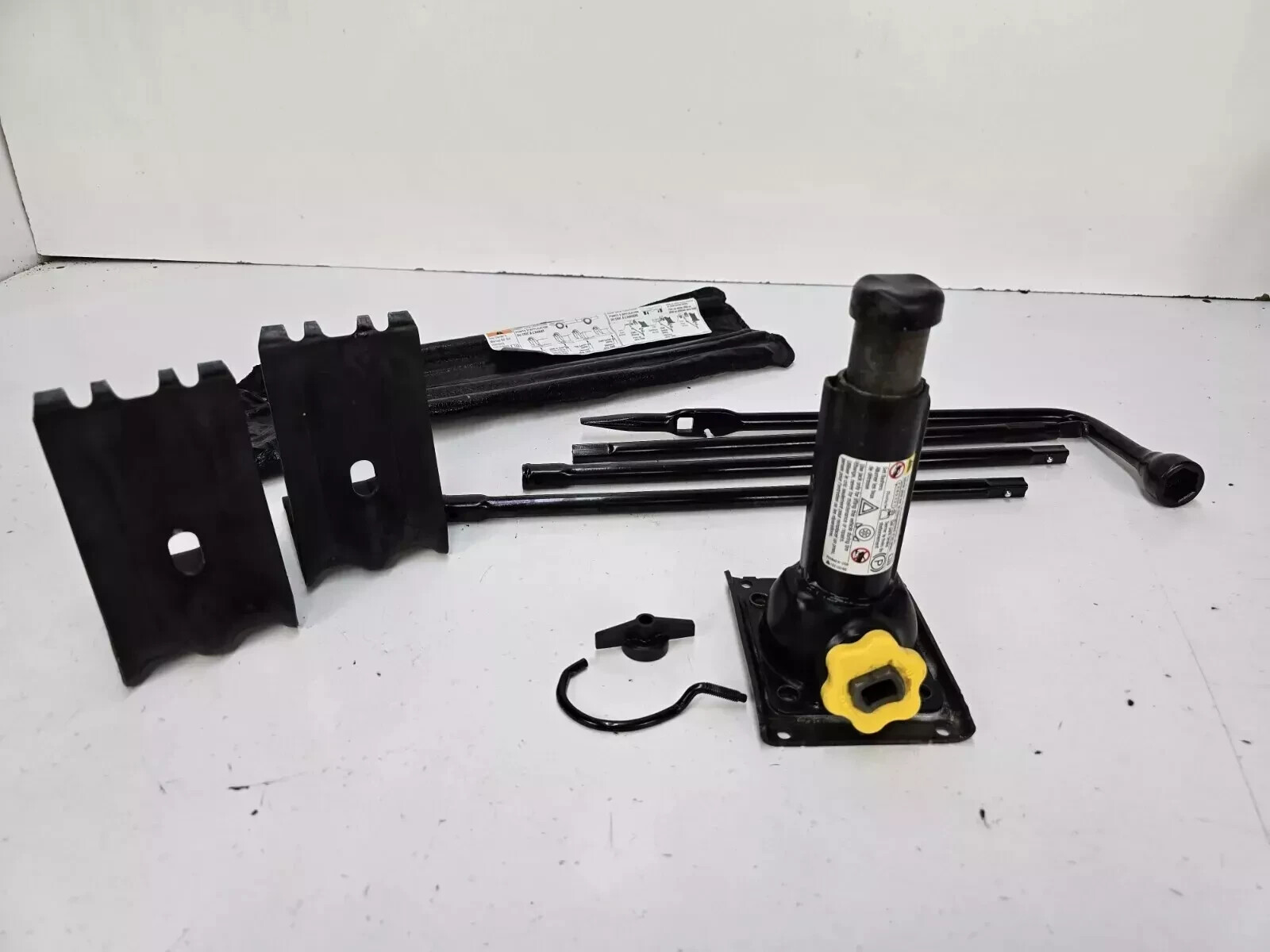 2015-2024 GMC Sierra 1500,2500,3500 Emergency Jack Kit Tools OEM Genuine Part