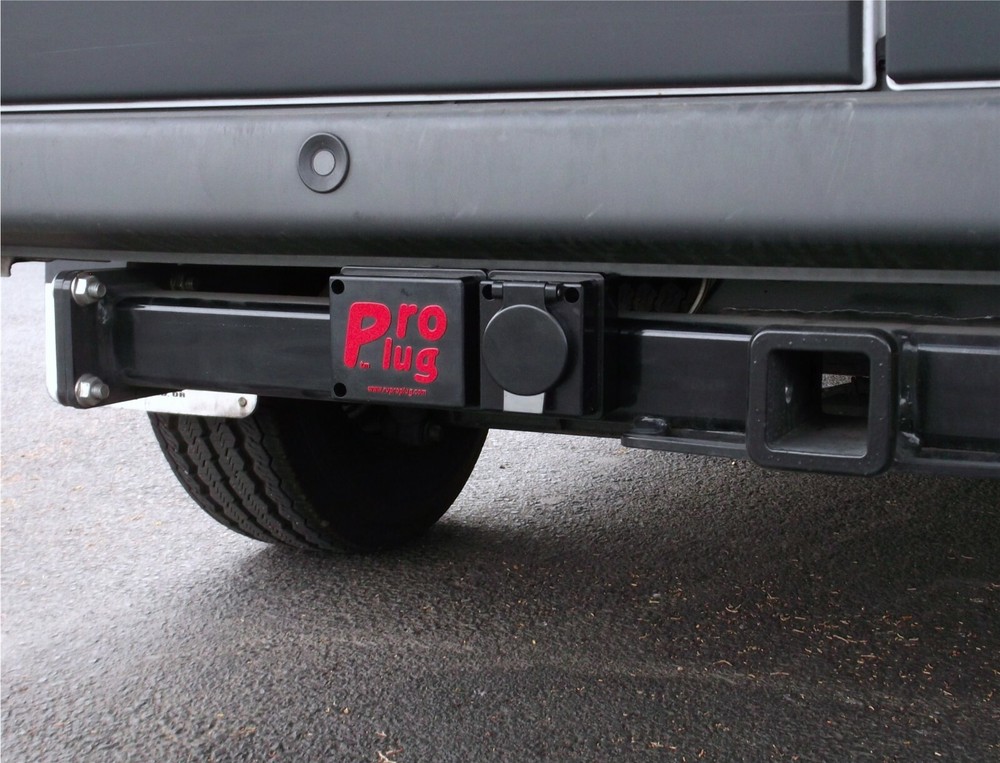 Surface Mount 7 Pin Flat Blade Trailer Connector, Pro Plug RV7