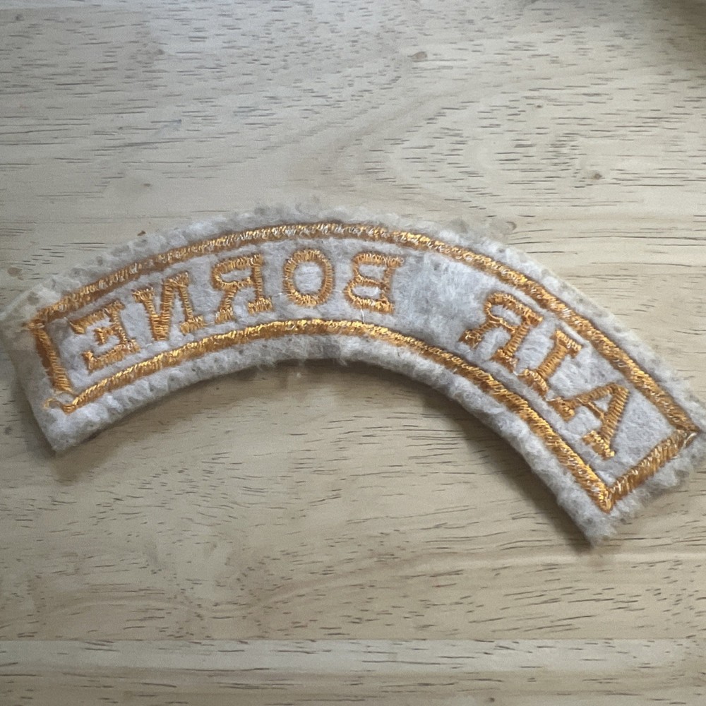 VTG AIR BORNE FELT PATCH