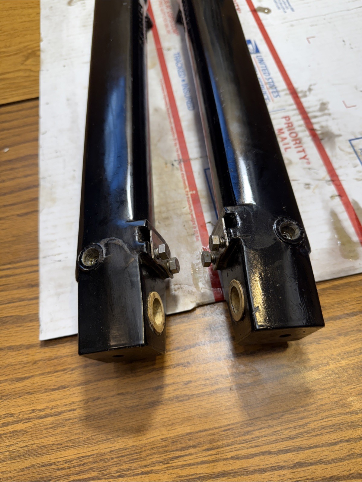 Mercruiser trim cylinders 815935-1/815954-1