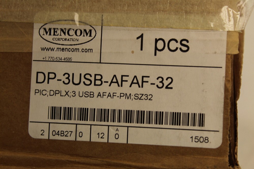Mencom DP-3USB-AFAF-32 Panel Interface Connector New In Box