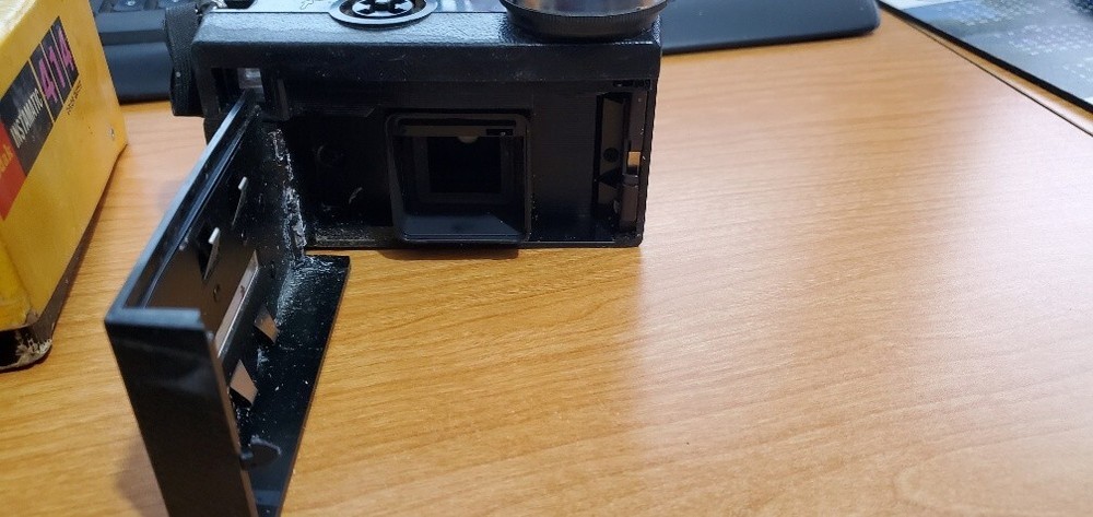 Kodak Vintage 414 Instamatic Camera In Original Box UNTESTED