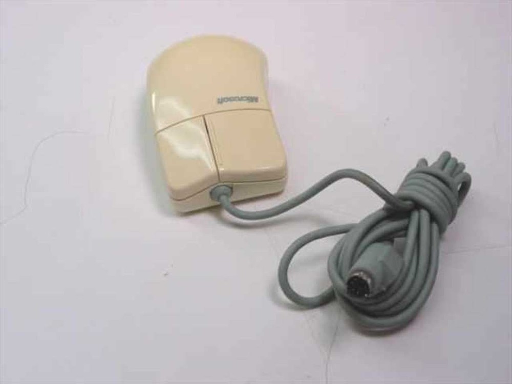 Microsoft Mouse PS/2 Mouse 2 Button- Yellowed 37963