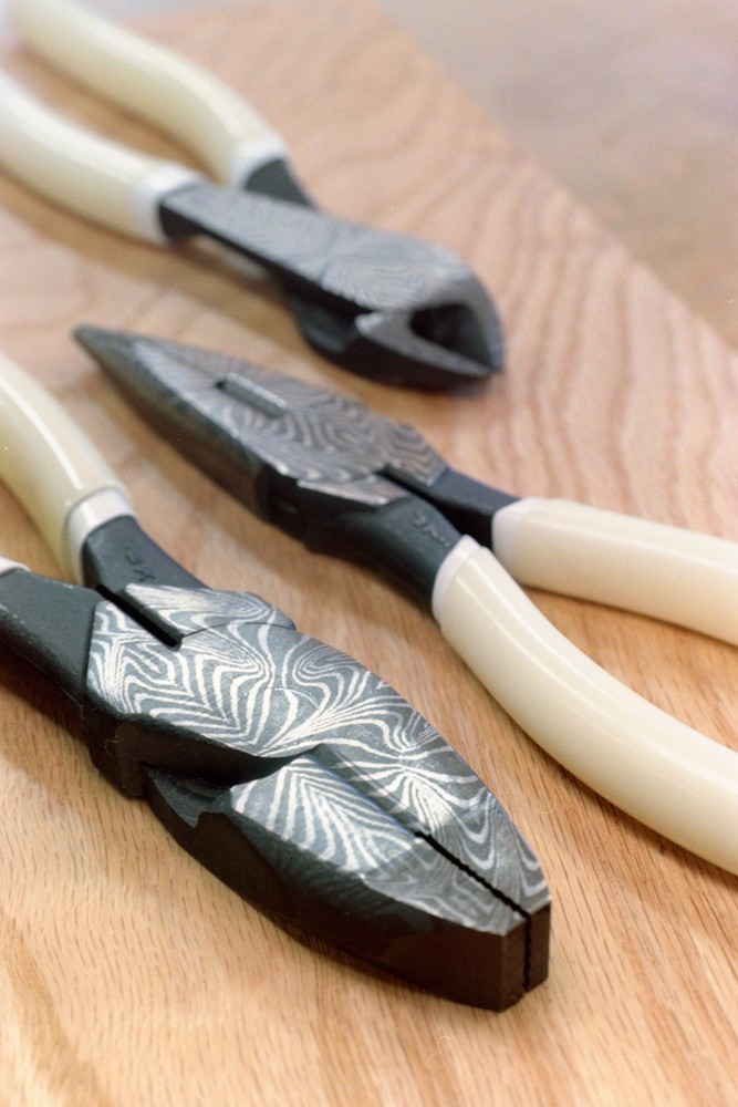 Klein Hi-Viz Lineman Pliers CUSTOM ENGRAVING ( Leaf Pattern)