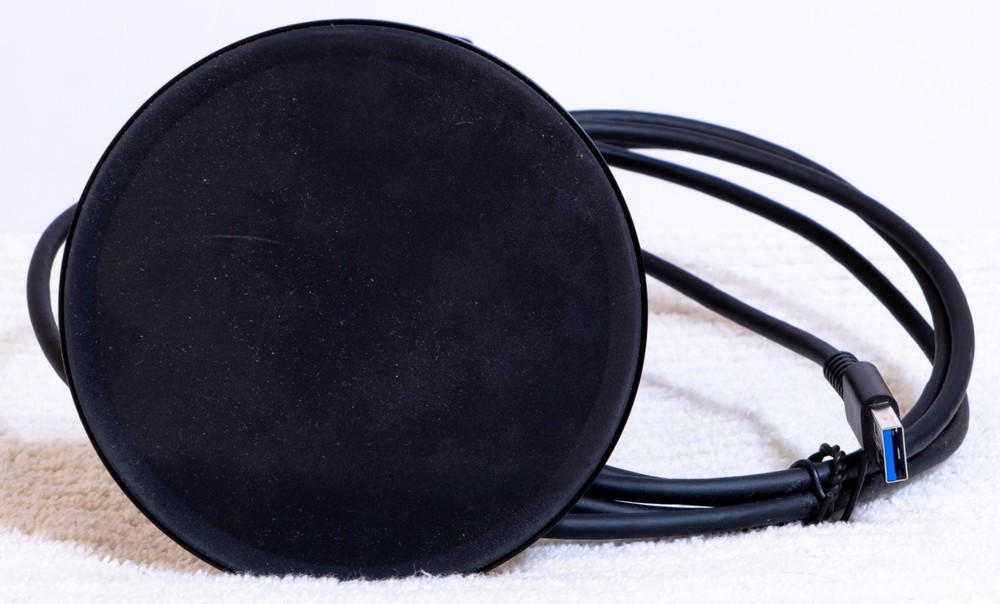 Oculus Rift - Virtual Reality Headset + Touch Controllers & 2x Sensors