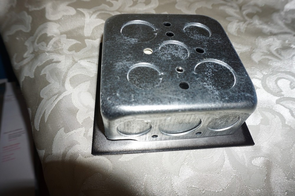 BZ 240 PWM CHARGE CONTROLLER