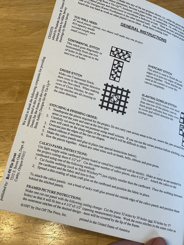 Plastic Canvas Pattern Craft Leaflet Vintage Boxes Totes Cut Aways HOTP /