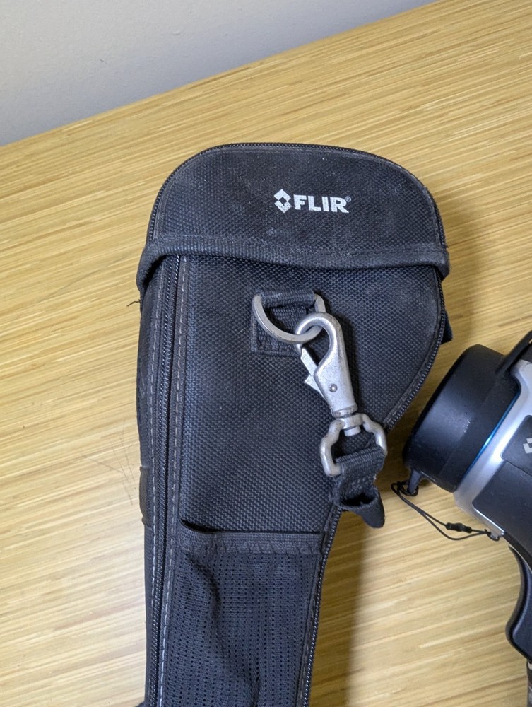 KEC FLIR E60bx IR Handheld Thermal Camera 320 x 240 Resolution + Extra Battery