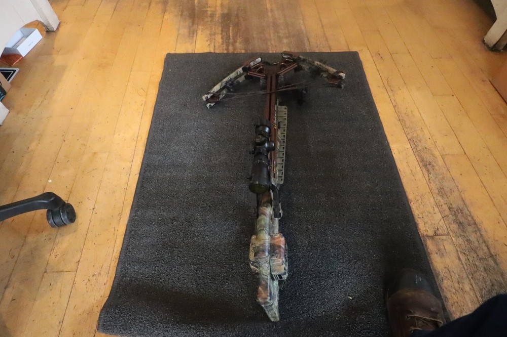 Tenpoint Stealth XLT Crossbow