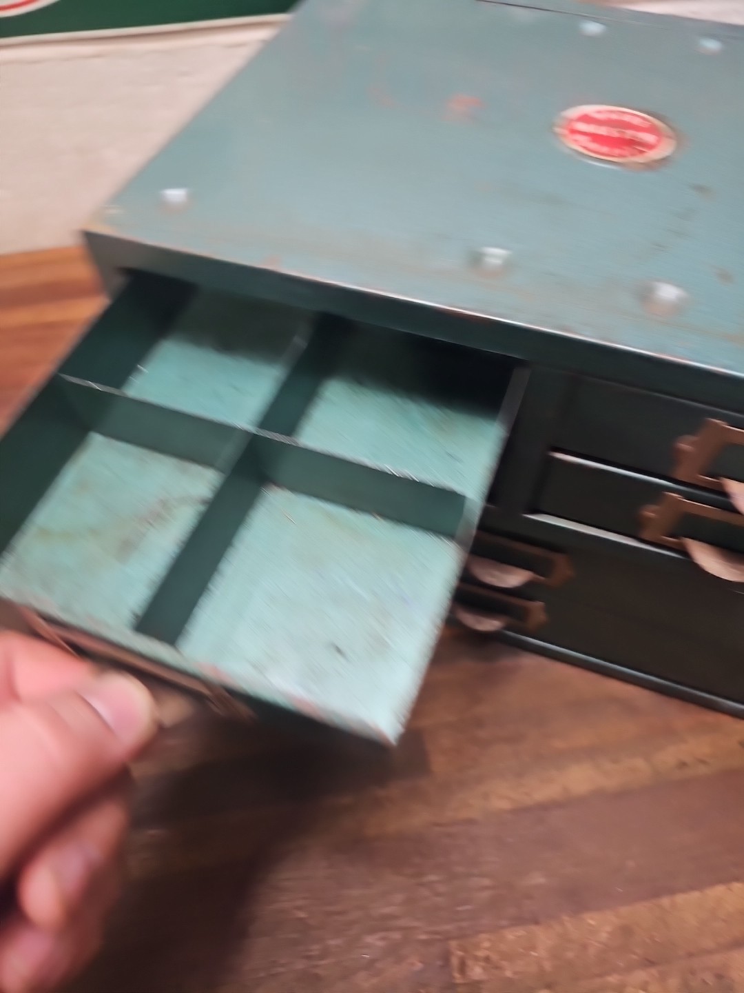 I5- Vintage WARDS MASTER QUALITY Metal 6 Drawer Small Parts Cabinet