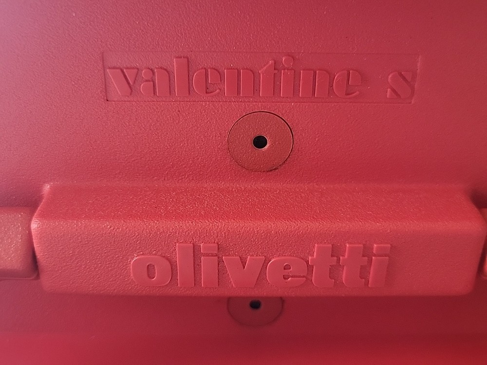 Olivetti Red Valentine S Red Manual Typewriter Nice Working Condition Read