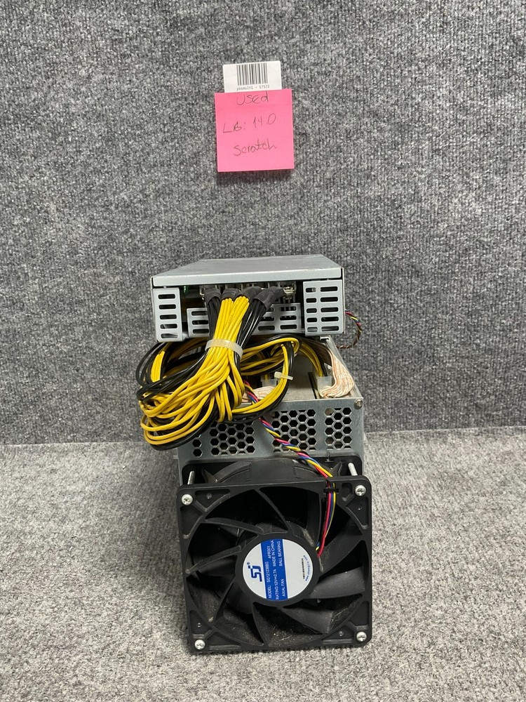 Bitmain Antminer D3 Submodel 17. 0G Cryptocurrency Miner - Silver