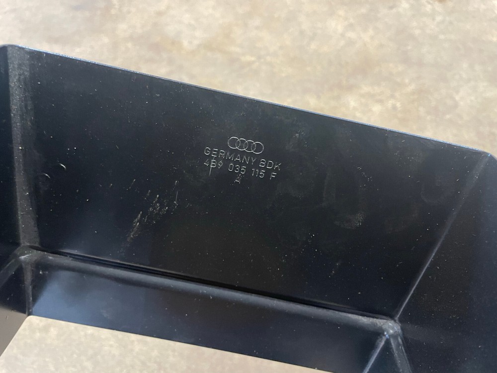 Bracket Navigation CD Changer Audi A6 4B Avant 4B9035115F