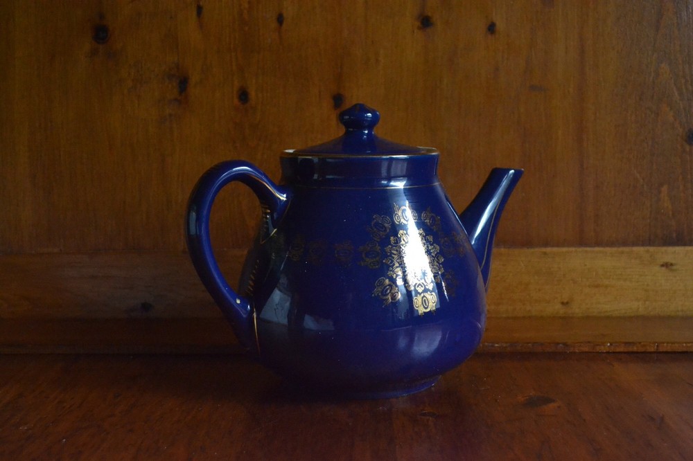 Weller Ware vintage teapot