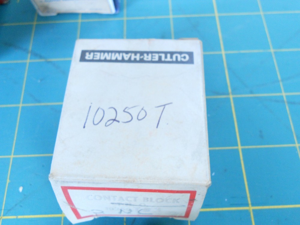 Cutler Hammer Contact block 10250T