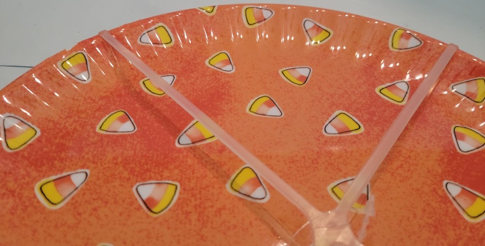 13th & Elm Halloween 8ct Melamine Dinner Plates Candy Corn Pattern 10.5” Orange