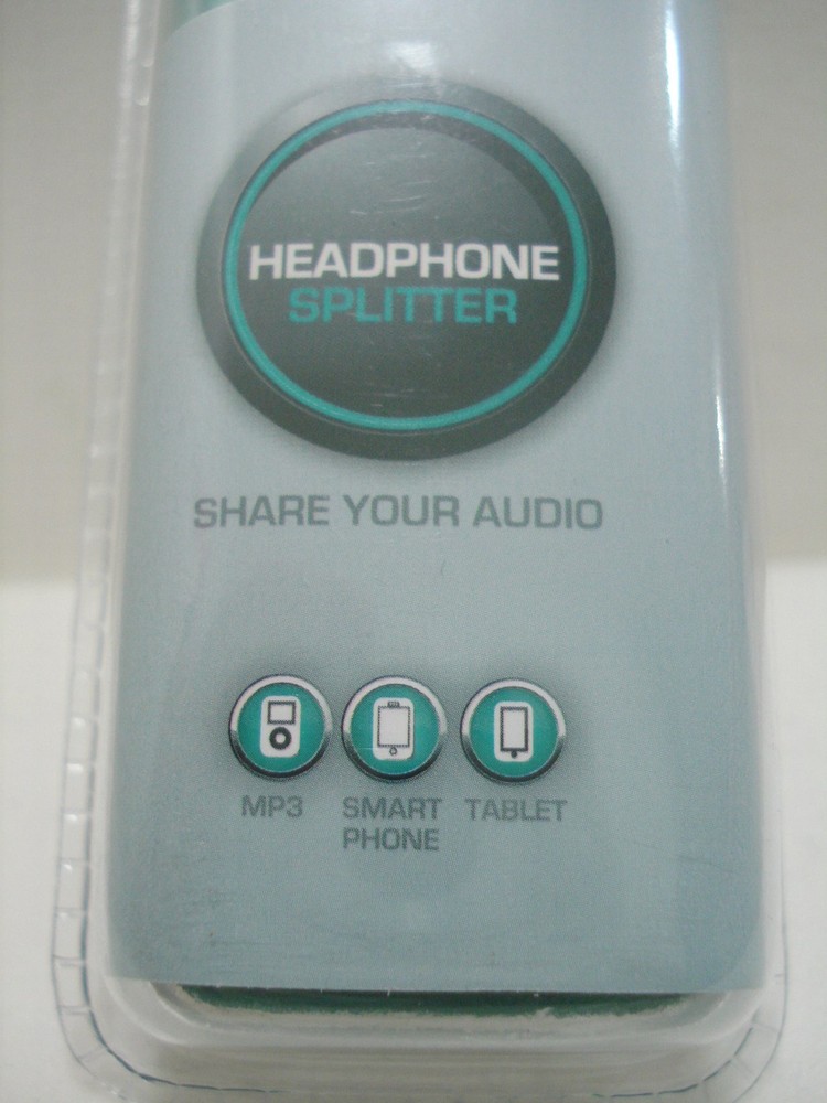 Axcel Electronics Model #: AXC-HSS-B 1-Output Black 3.5mm Headphone Splitter