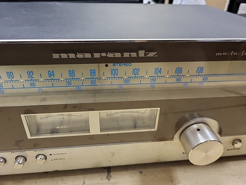 MARANTZ 2020L Stereo Tuner - Working