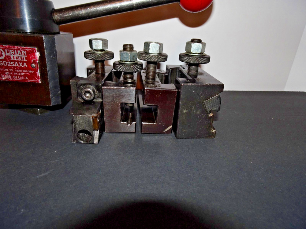 Dorian USA SD25AXA Quick Change Lathe Tool Post / 4 Tool Holders