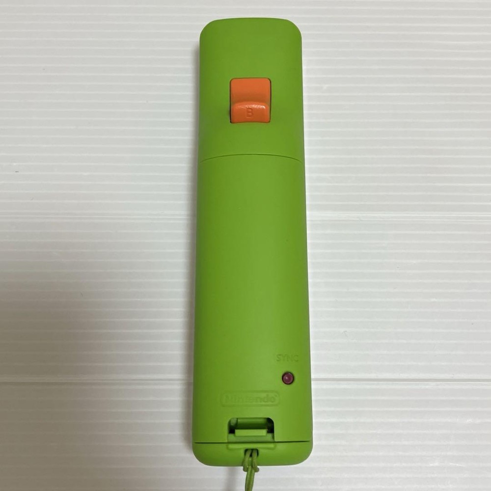 Wii Remote Motion Plus Yoshi Design NINTENDO Operation confirmed NO BOX