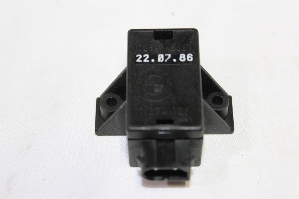 Emergency switch for BMW 7 series E-32