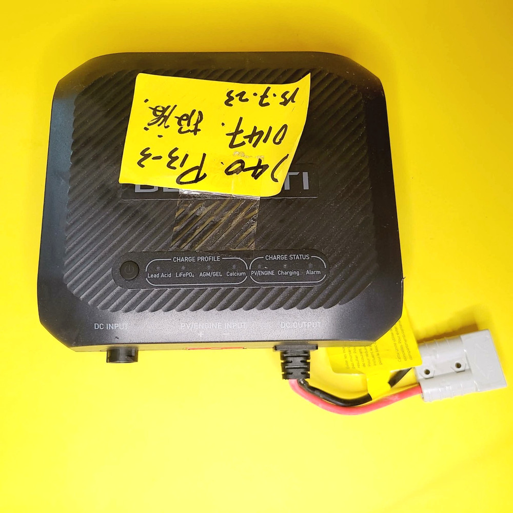 ⚡UNTESTED STORE RETURN⚡BLUETTI D40 DC-DC BATTERY CHARGER CONVERTS POWER STATIONS