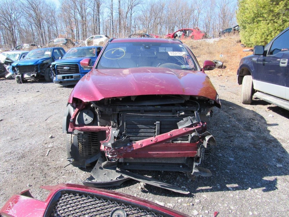 F-PACE 2017 Glove Box 1026764