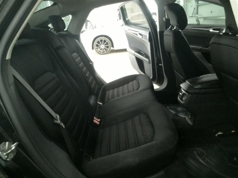 FUSION 2014 High Mounted Stop Light 104687123
