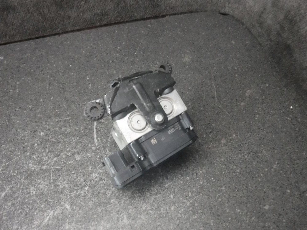 16 Ducati Multistrada 1200 1200S ABS Pump 36D