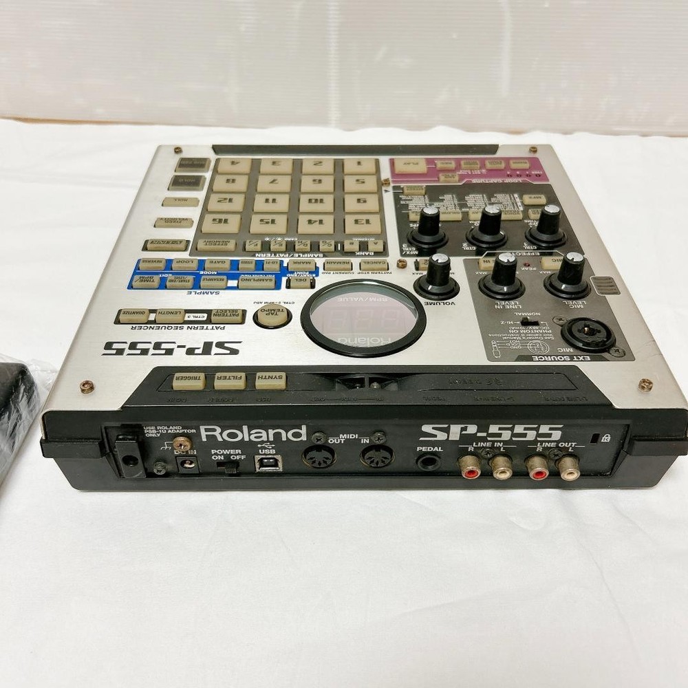 Roland SP-555 Sampler DTM MIDI Performance Unit Excellent with Power Cable