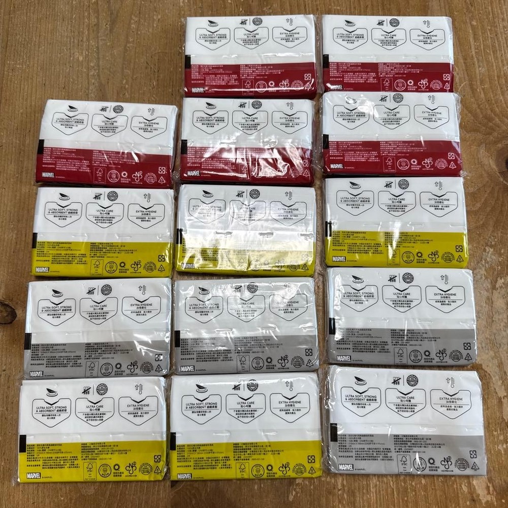 MARVEL Pocket Tissue Set of 14