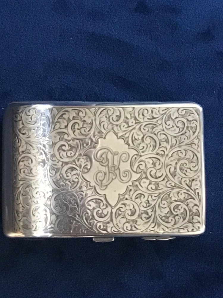 silver tobacoo/ snuff box 1909 89 gms