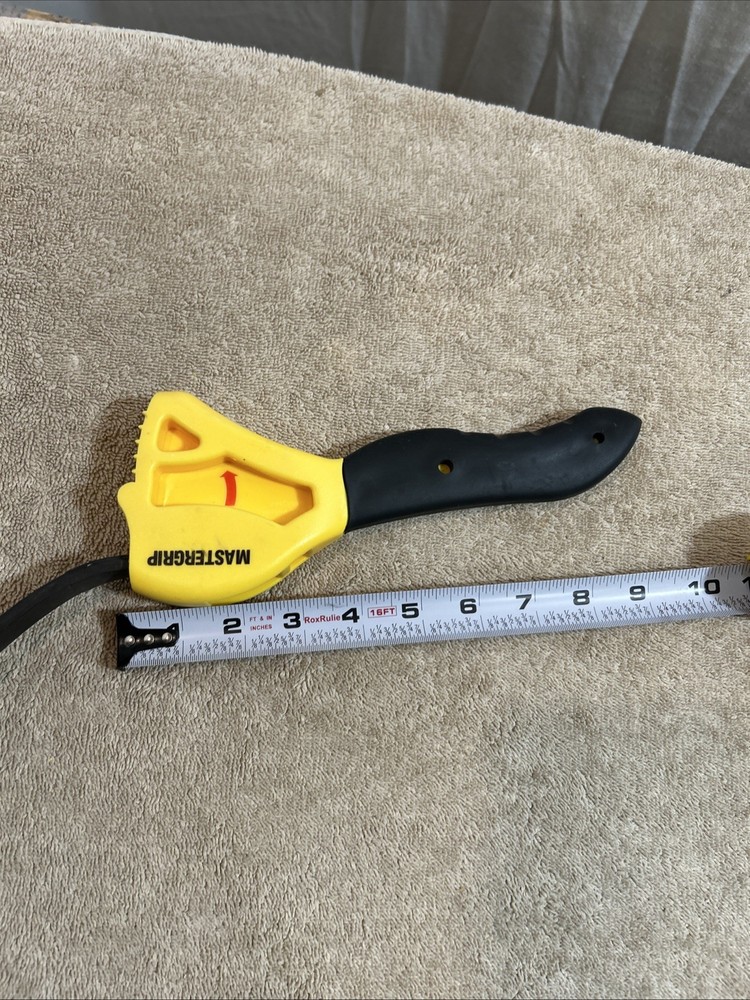 Strap Wrench. By Mastergrip 19"