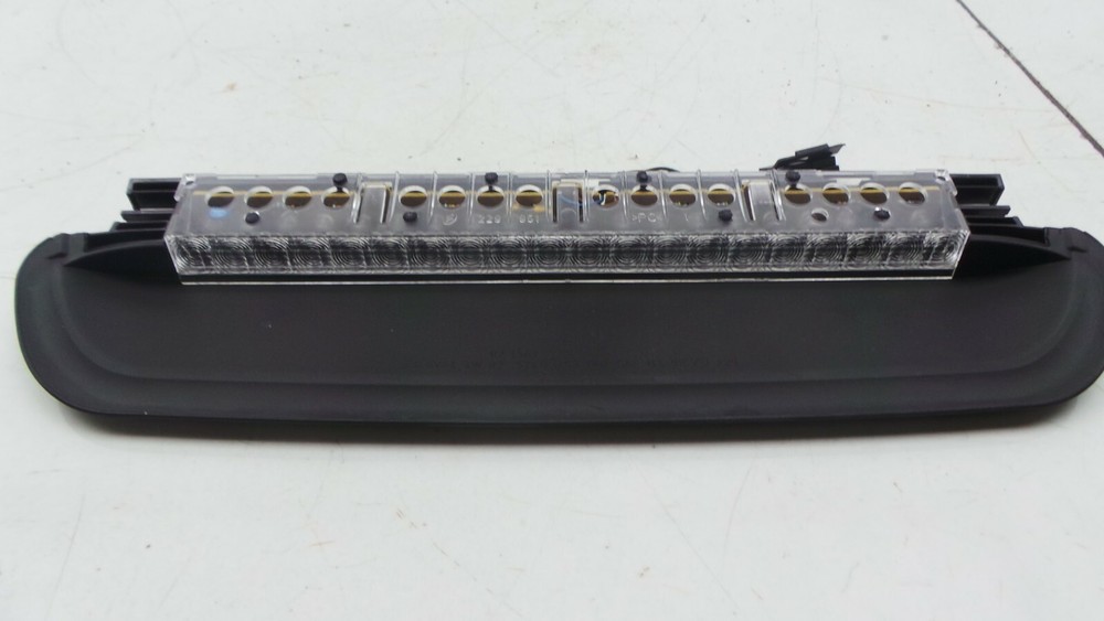 BMW 5 Series E60 Saloon Rear Centre High Level Third Brake Light 6927017